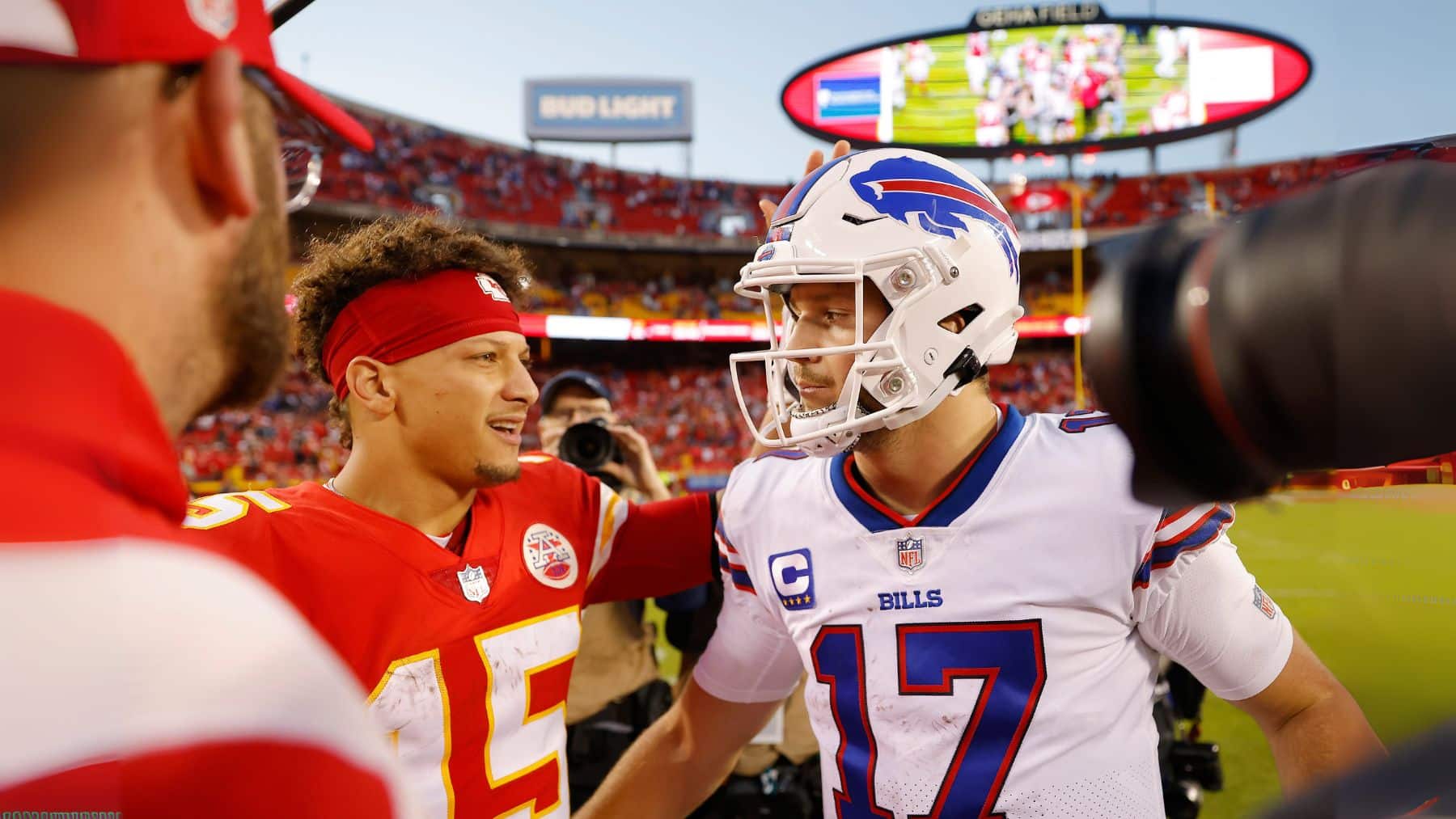 Allen vs. Mahomes: la rivalidad que define a la NFL actual