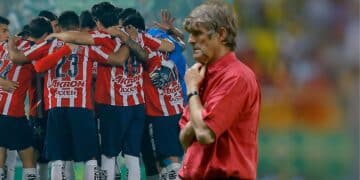 Chivas en desventaja: la dura metáfora de Bora Milutinovic que enciende el debate