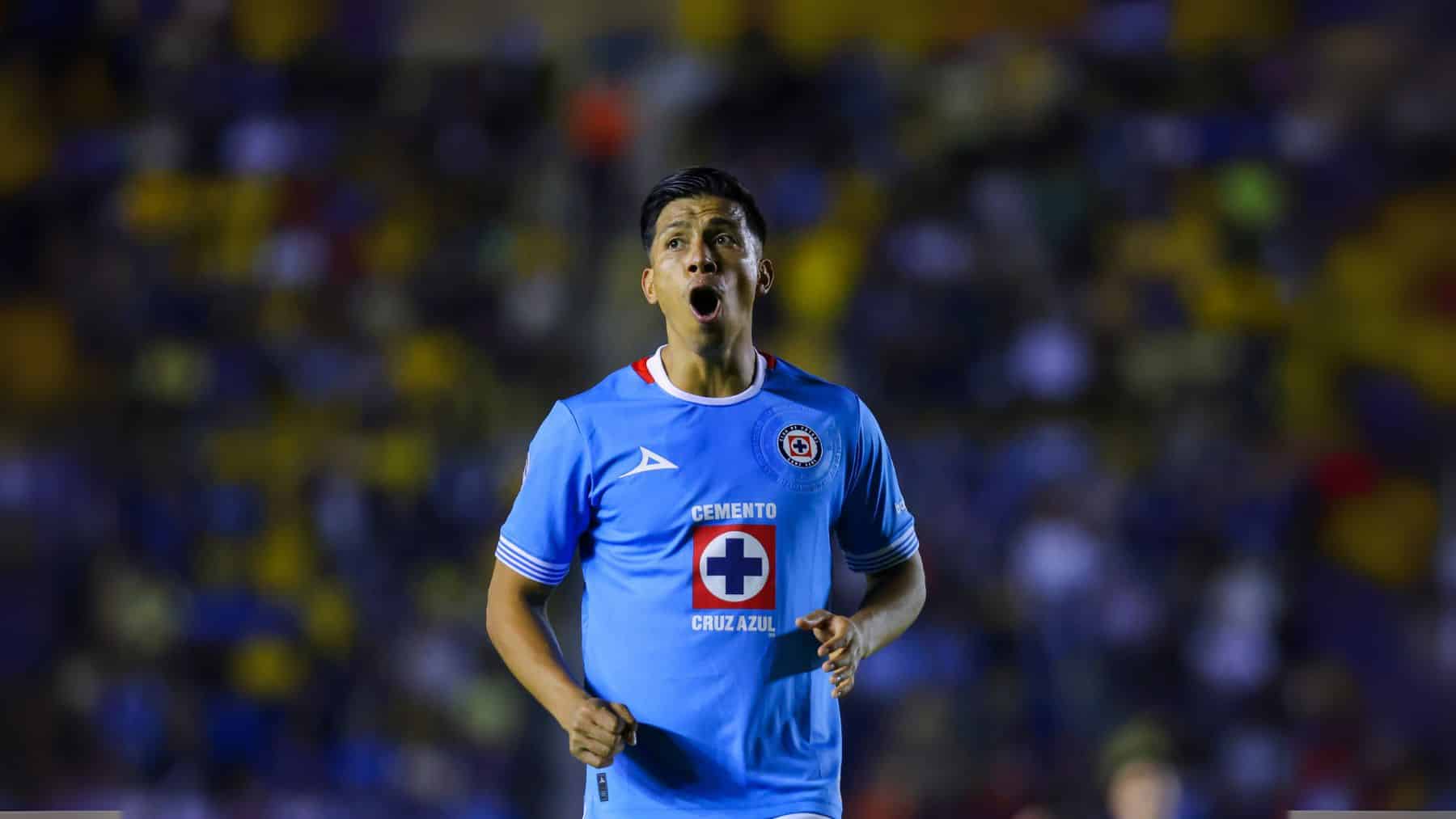 Cruz Azul en alerta: Ángel Sepúlveda sufre dura lesión y preocupa a la Máquina