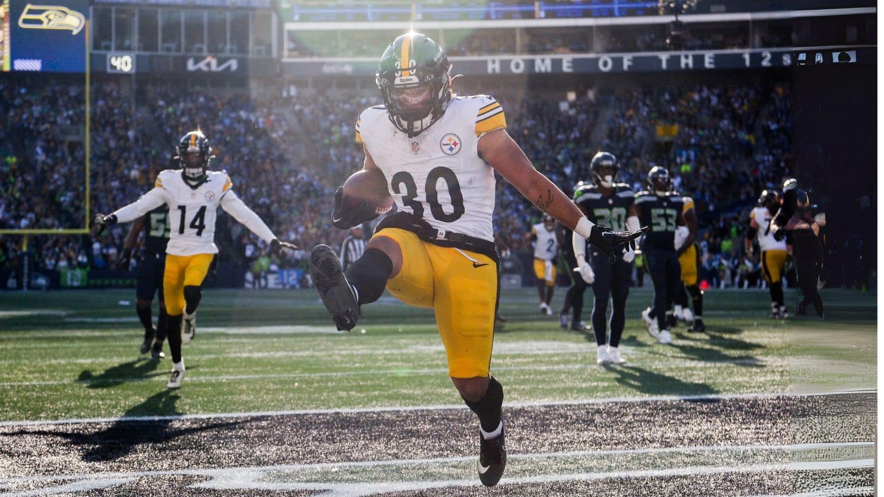 Jaylen Warren hace historia en Pittsburgh: de agente libre a líder indiscutible del ataque terrestre