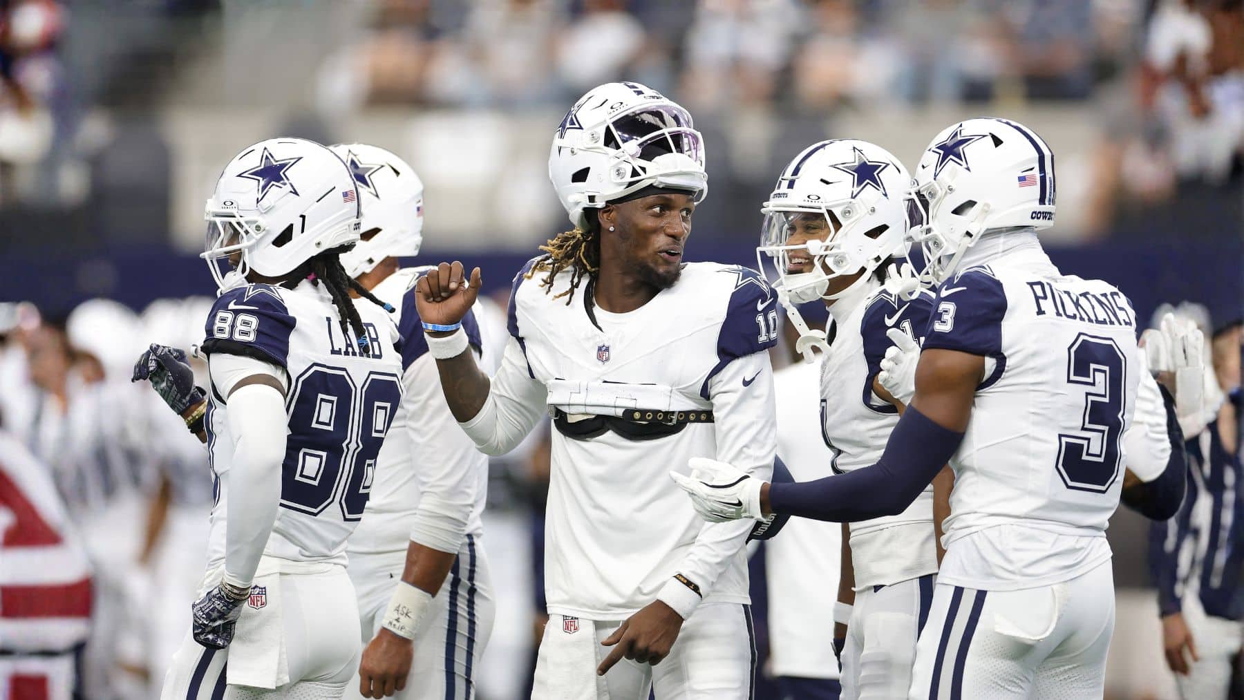 La NFL Sanciona a George Pickens y Tres Compañeros de Dak Prescott por Acciones Polémicas contra Commanders