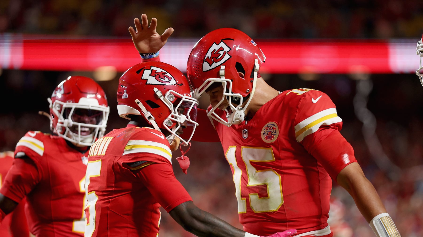 Patrick Mahomes y los Chiefs logran vencer a Jared Goff por primera vez