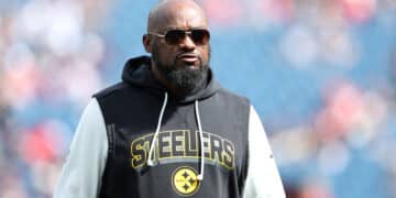 Mike Tomlin cuestiona el intercambio de Joe Flacco