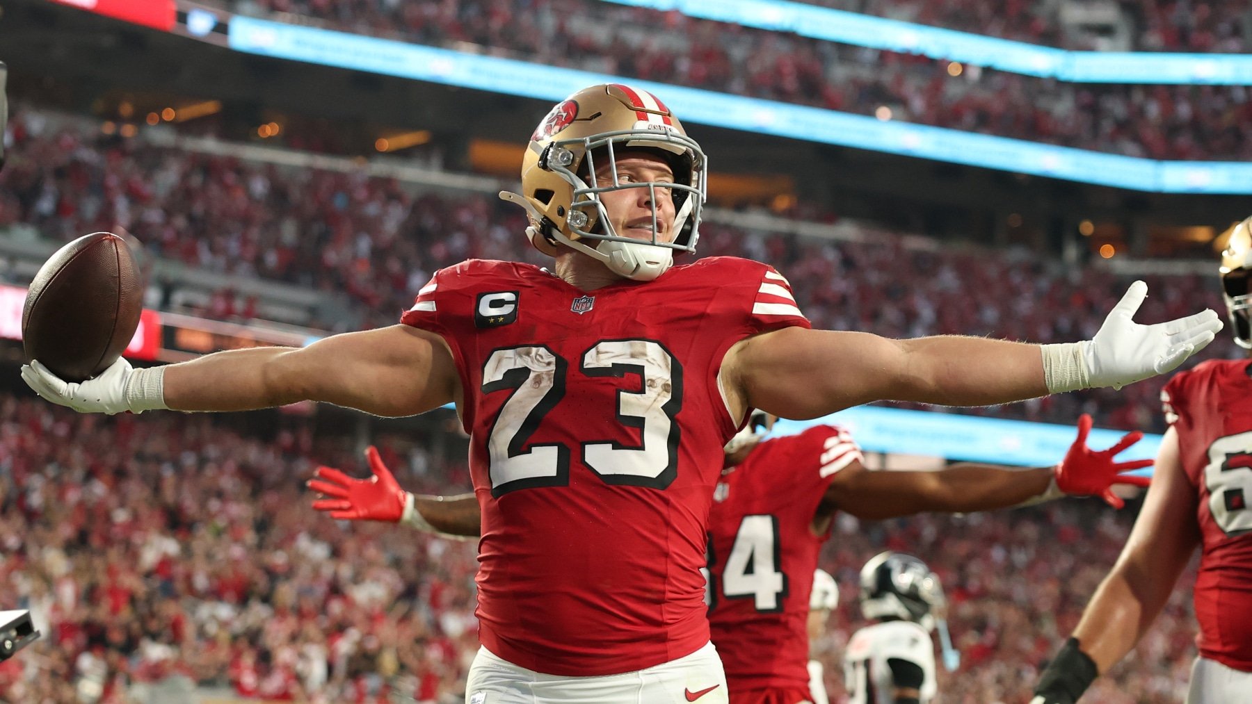 Christian McCaffrey propulsa a los 49ers sobre los Falcons