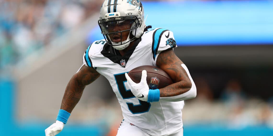 Rico Dowdle amenaza a los Cowboys