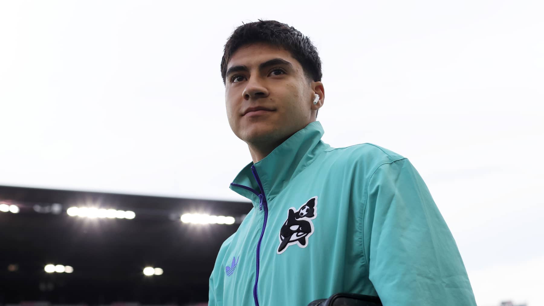 Obed Vargas genera interés en el Chelsea