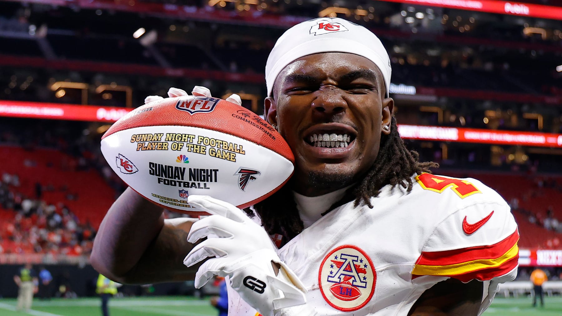 Chiefs recuperan a Rashee Rice tras suspensión de seis juegos