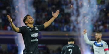 Cruz Azul da golpe de autoridad al vencer 2-0 a Monterrey