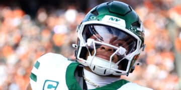 Justin Fields revela que lloró al perder la titularidad con los Jets