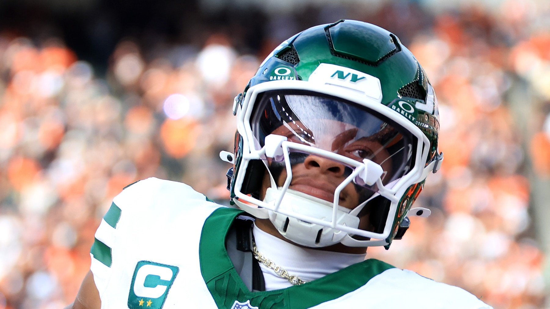 Justin Fields revela que lloró al perder la titularidad con los Jets