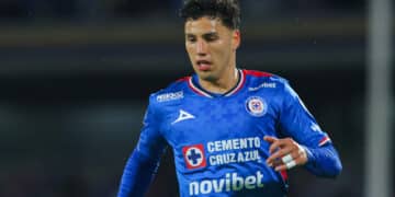 Jorge Sánchez renueva con Cruz Azul