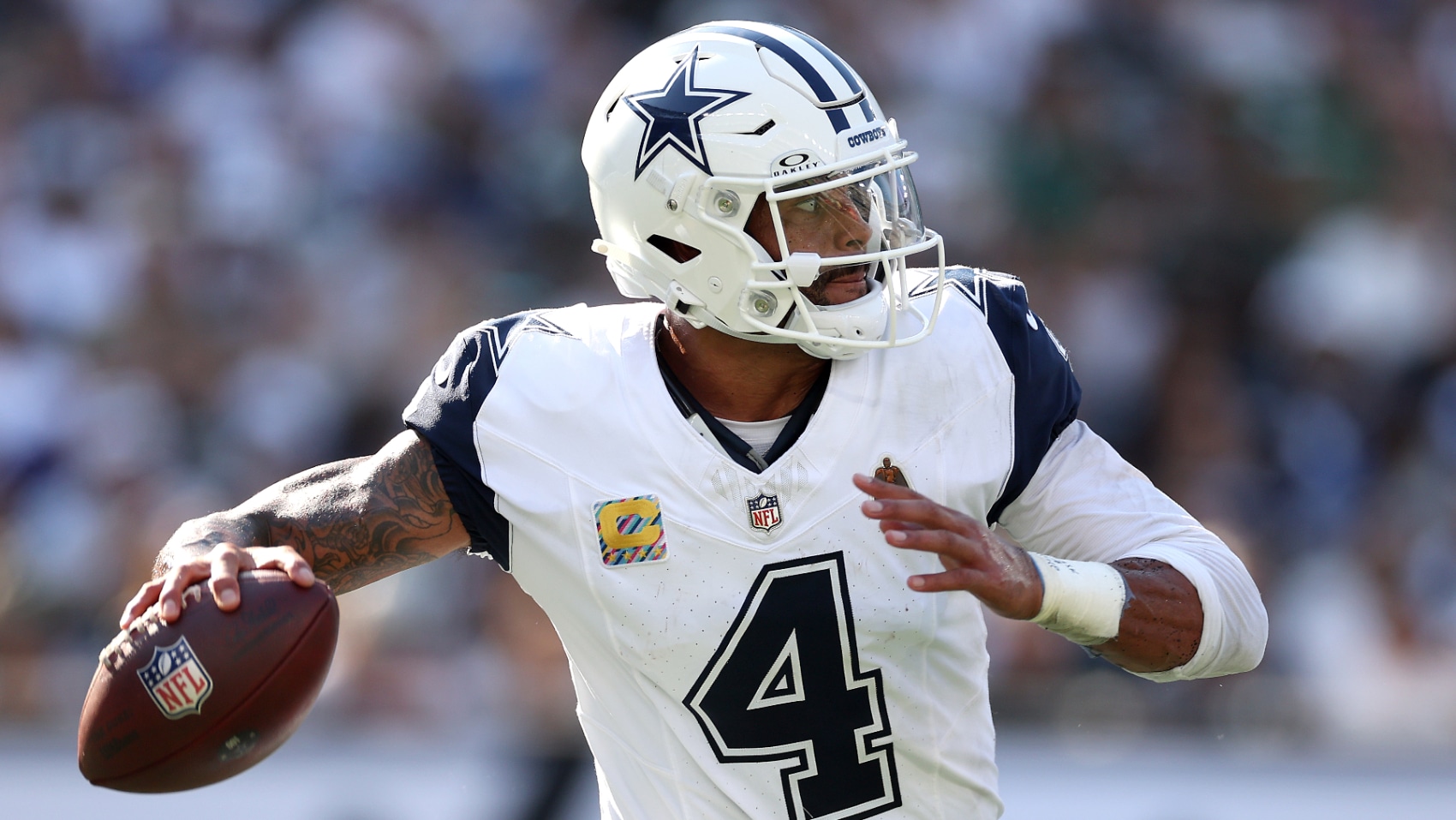Dak Prescott se toma con calma los cánticos de MVP