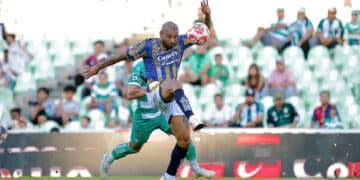 Paulinho y Joao Pedro dominan la tabla de goleo del Apertura 2025 de la Liga MX