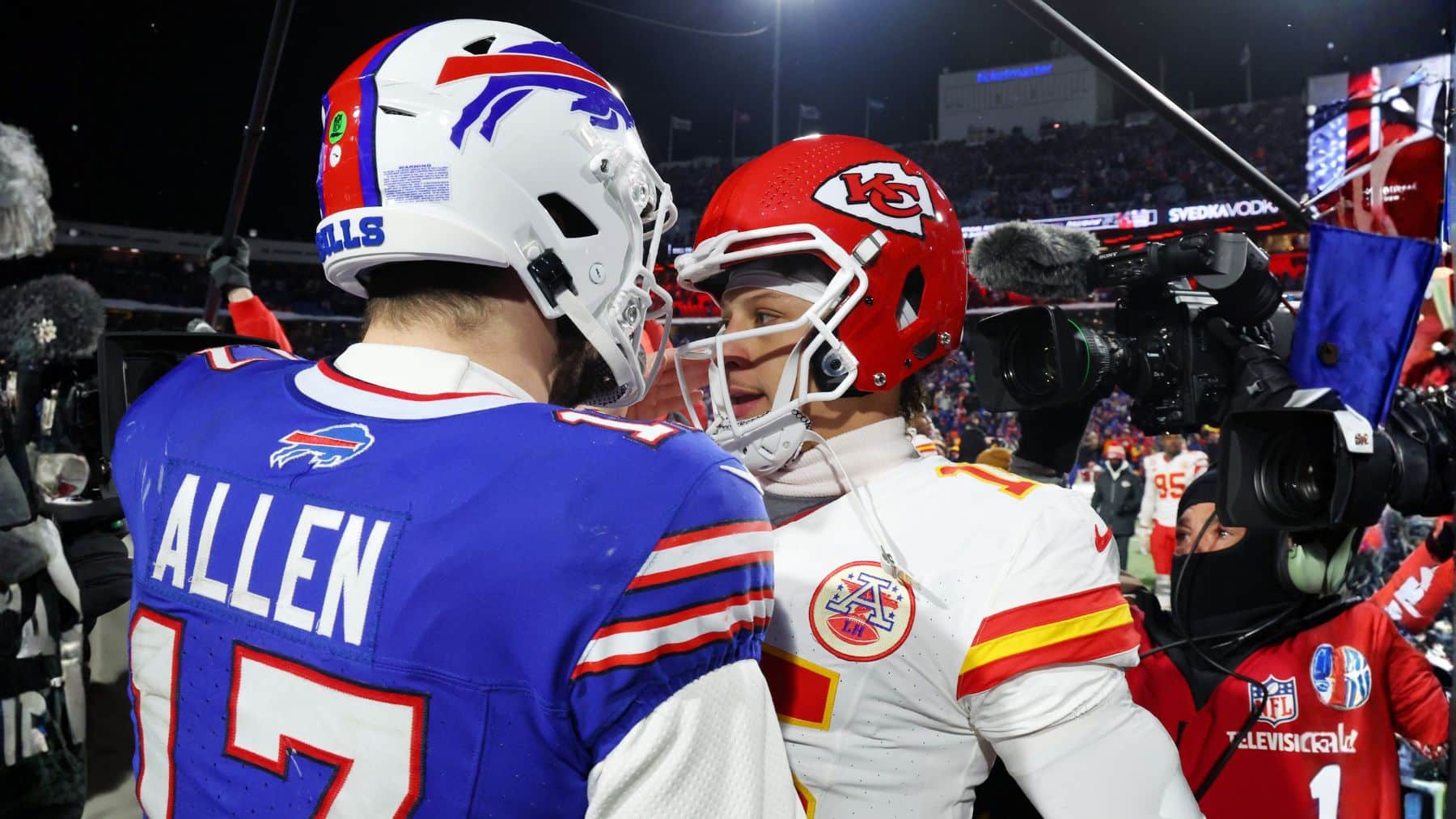 Mahomes vs. Allen: Crónica de la Rivalidad que Domina la AFC