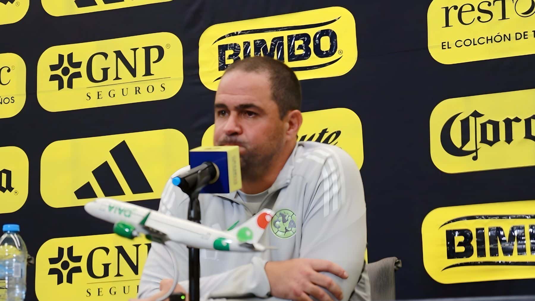 Jardine alza la voz: el Clásico Joven después de la FIFA, ¿una desventaja para América?