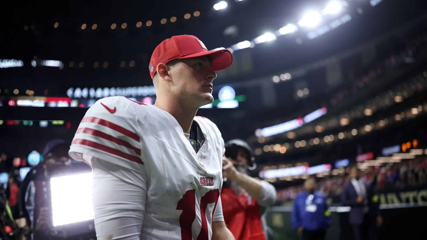 Mac Jones Zanja la Polémica: "El Titular de este Equipo es Brock Purdy"