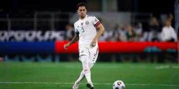 Carlos Salcedo se ve en el Mundial 2026: ¿Confianza o desconexión de la realidad?