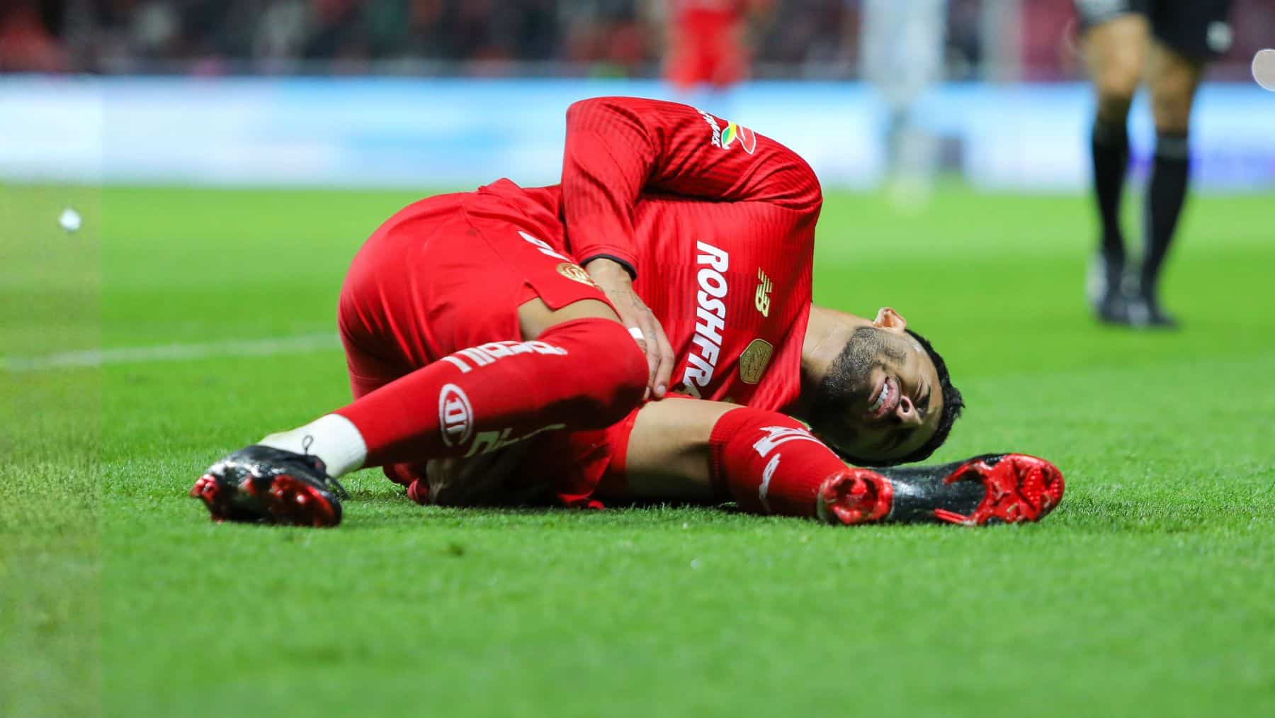 Desgarro de segundo grado: Alexis Vega se perderá el cierre del torneo con Toluca