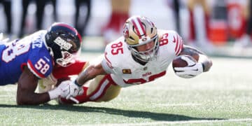 George Kittle pide mejores campos de juego en la NFL
