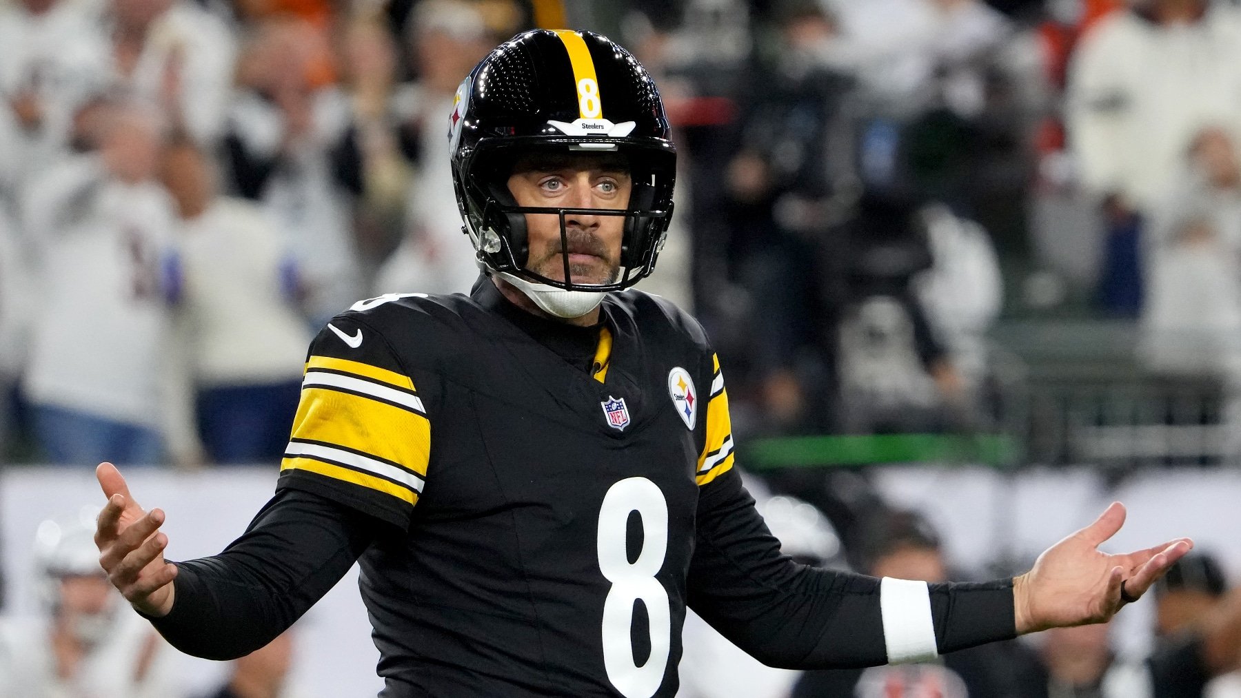 Aaron Rodgers evita el quirófano