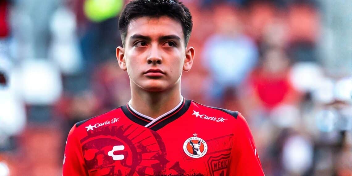 Xolos se queda sin su figura: Gilberto Mora fue operado por fractura en la mano y peligra su regreso en 2025