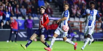 Chivas vence a Pachuca y apunta a la Liguilla del Apertura 2025