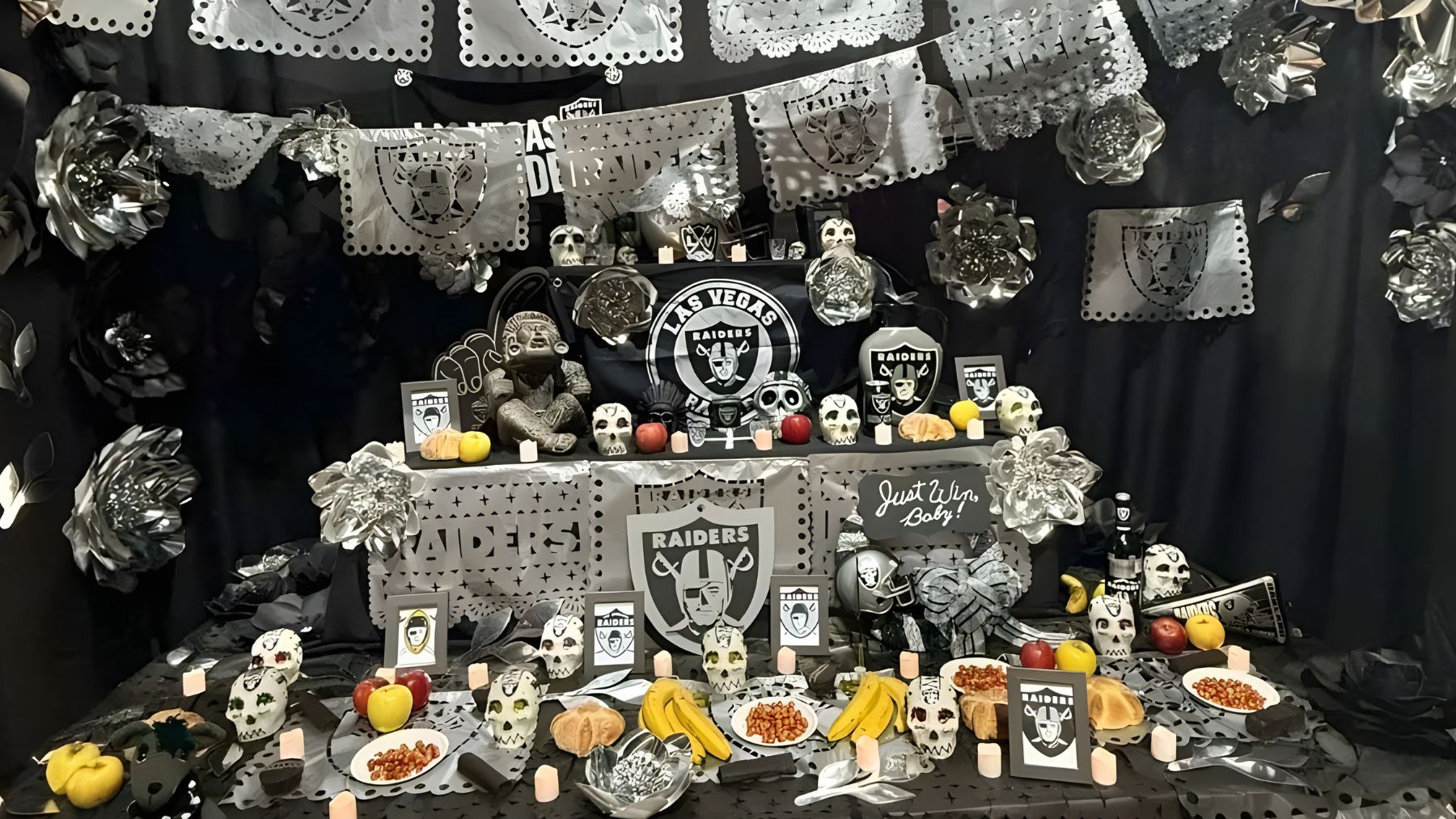 De Touchdowns a Ofrendas: Cómo la NFL Abraza el Día de Muertos para Conquistar México