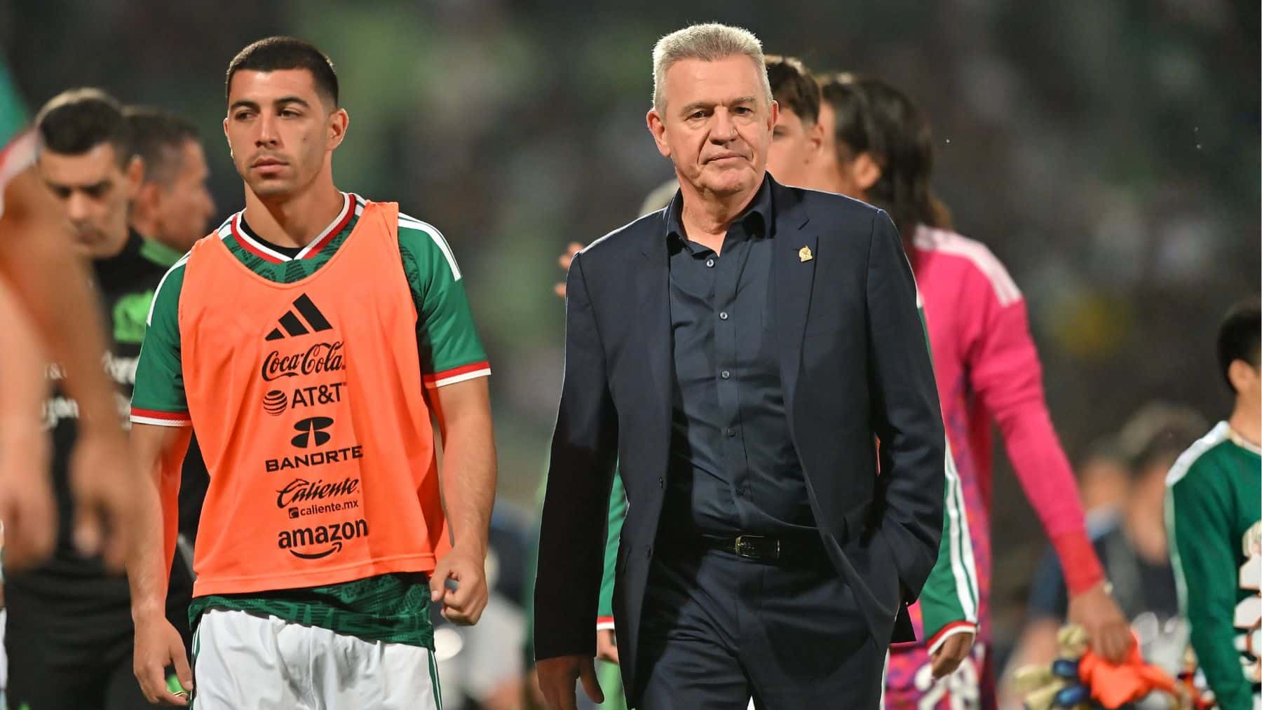 Lesión del ‘Chucky’ Lozano y abucheos a Tala Rangel marcan el México vs Uruguay en Torreón